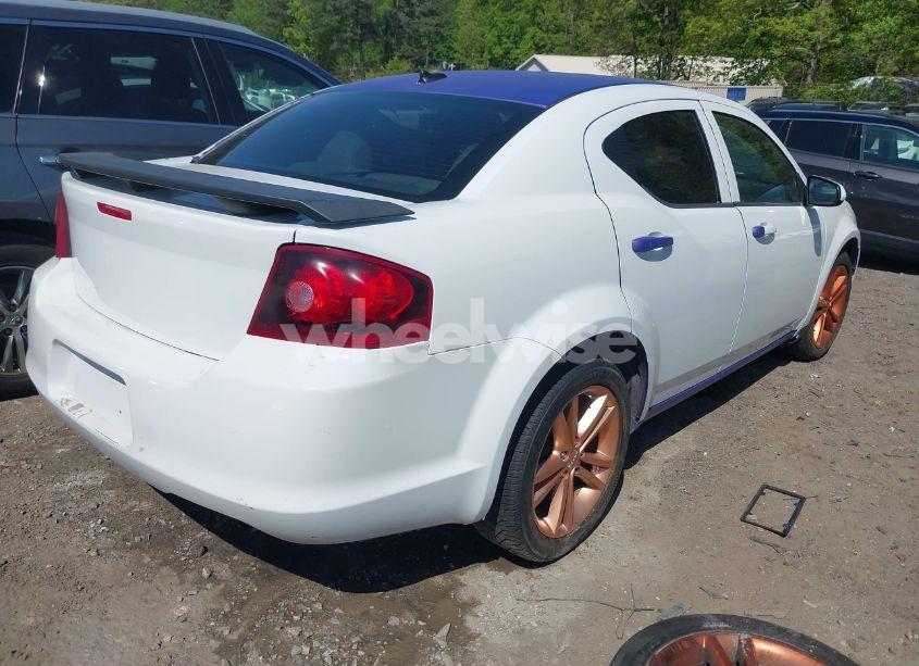 Photo 4 of 2013 Dodge Avenger SXT (VIN 1C3CDZCB2DN544550)