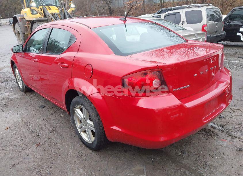 Photo 3 of 2013 Dodge Avenger SXT (VIN 1C3CDZCB3DN541690)