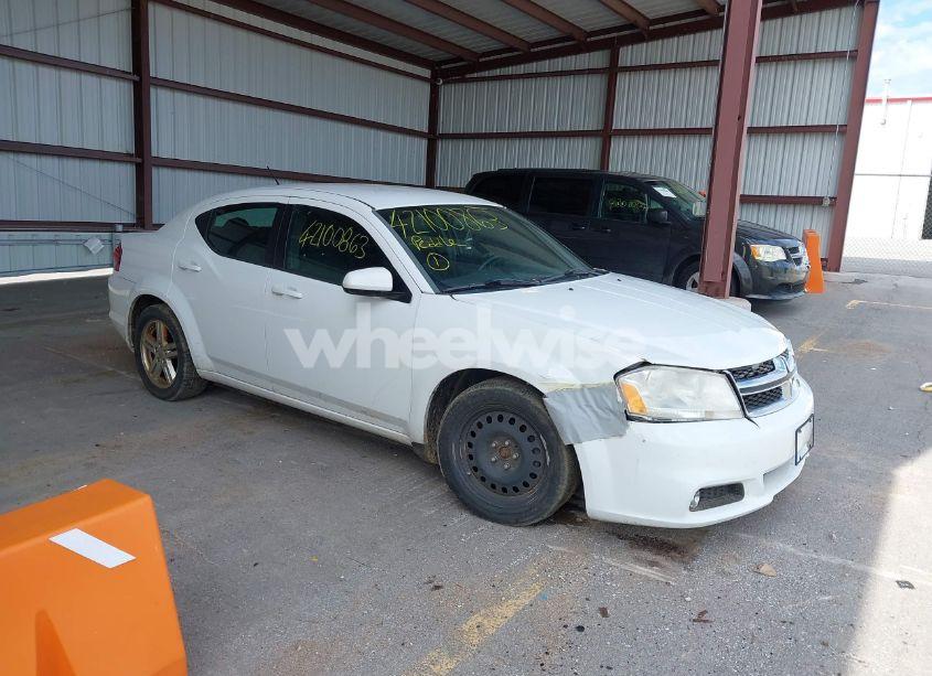 2014 Dodge Avenger SXT (VIN 1C3CDZCB3EN163775) main photo