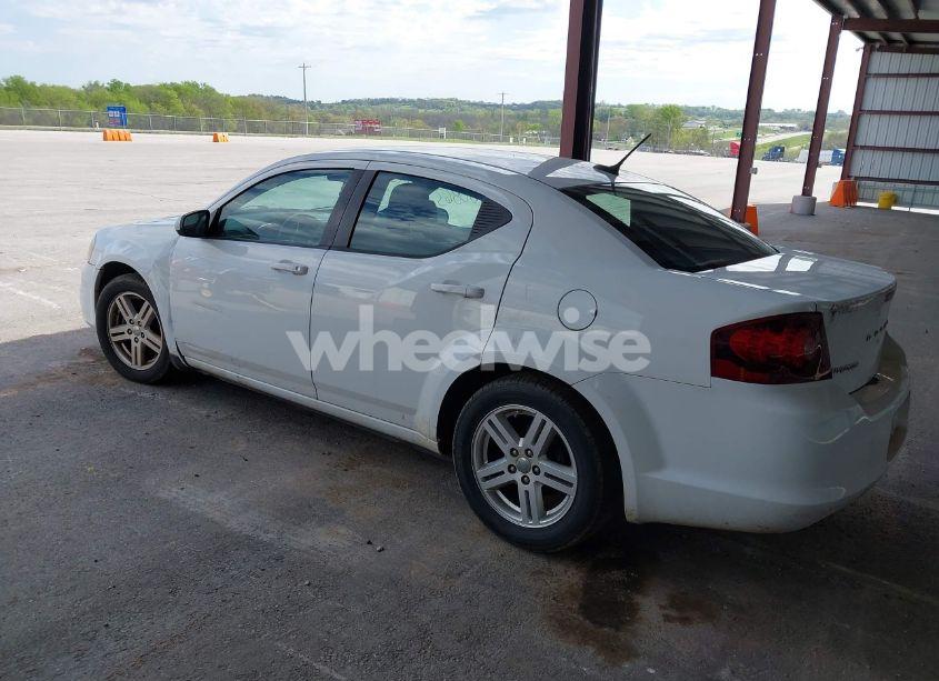 Photo 3 of 2014 Dodge Avenger SXT (VIN 1C3CDZCB3EN163775)