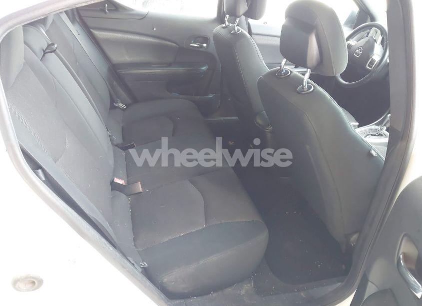 Photo 8 of 2014 Dodge Avenger SXT (VIN 1C3CDZCB3EN163775)