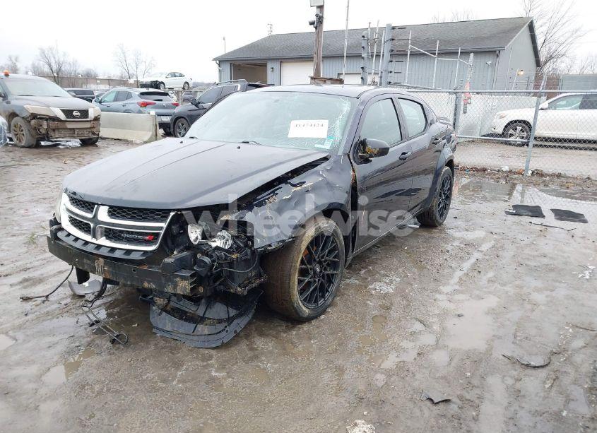 Photo 2 of 2012 Dodge Avenger SXT (VIN 1C3CDZCB4CN183322)