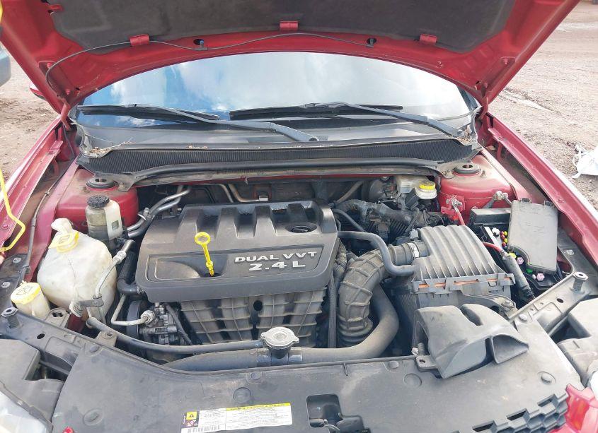 Photo 10 of 2013 Dodge Avenger SXT (VIN 1C3CDZCB4DN615781)