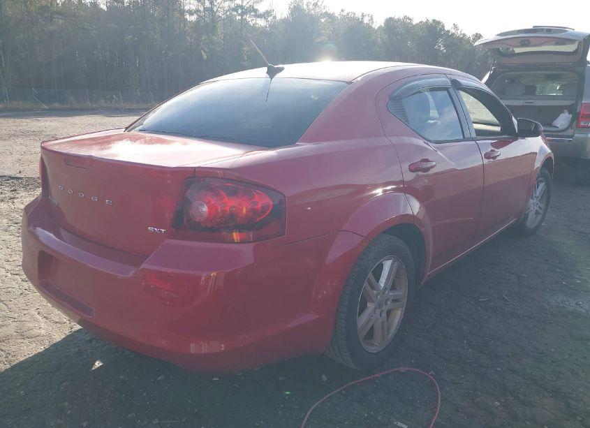 Photo 4 of 2013 Dodge Avenger SXT (VIN 1C3CDZCB4DN625629)