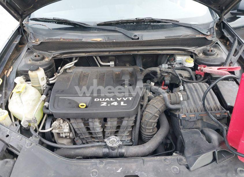 Photo 10 of 2012 Dodge Avenger SXT (VIN 1C3CDZCB5CN142472)