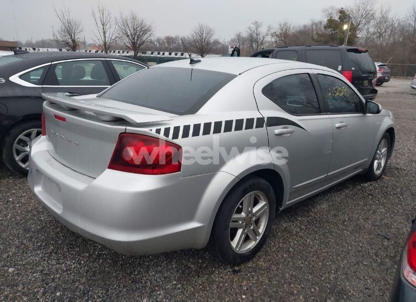 Photo 4 of 2012 Dodge Avenger SXT (VIN 1C3CDZCB5CN179070)