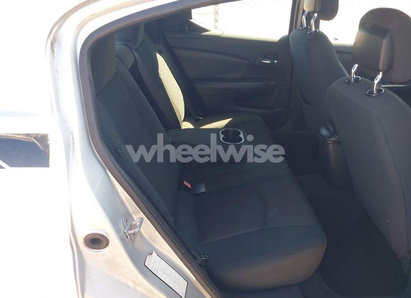 Photo 8 of 2012 Dodge Avenger SXT (VIN 1C3CDZCB5CN182020)