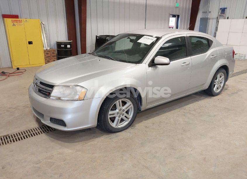 Photo 2 of 2012 Dodge Avenger SXT (VIN 1C3CDZCB5CN219812)