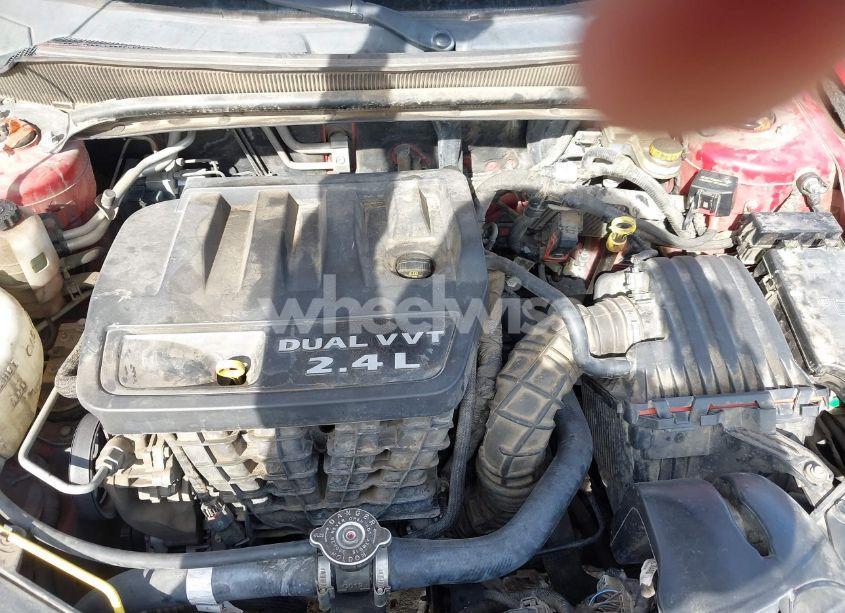 Photo 10 of 2013 Dodge Avenger SXT (VIN 1C3CDZCB5DN590650)