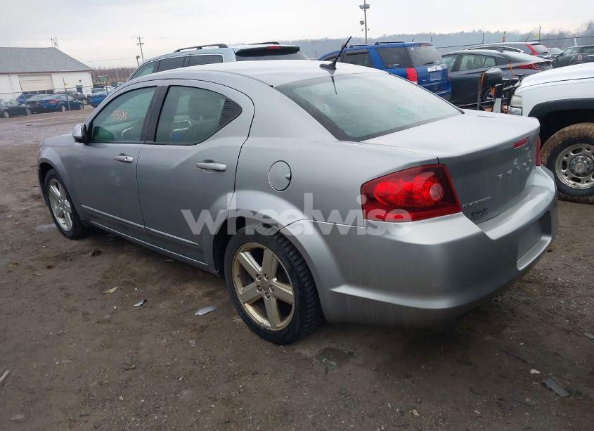 Photo 3 of 2013 Dodge Avenger SXT (VIN 1C3CDZCB5DN682454)