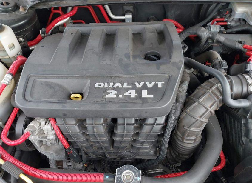 Photo 10 of 2013 Dodge Avenger SXT (VIN 1C3CDZCB5DN682888)