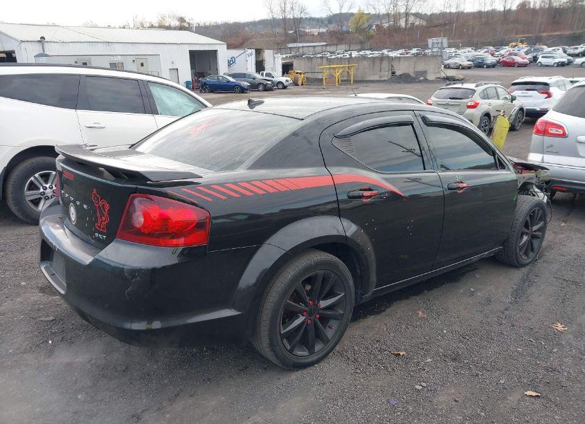 Photo 4 of 2013 Dodge Avenger SXT (VIN 1C3CDZCB5DN682888)