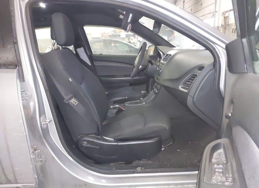 Photo 5 of 2013 Dodge Avenger SXT (VIN 1C3CDZCB5DN709975)