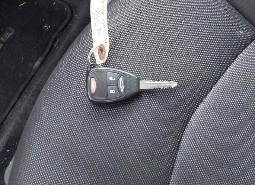 Photo 11 of 2014 Dodge Avenger SXT (VIN 1C3CDZCB5EN128073)