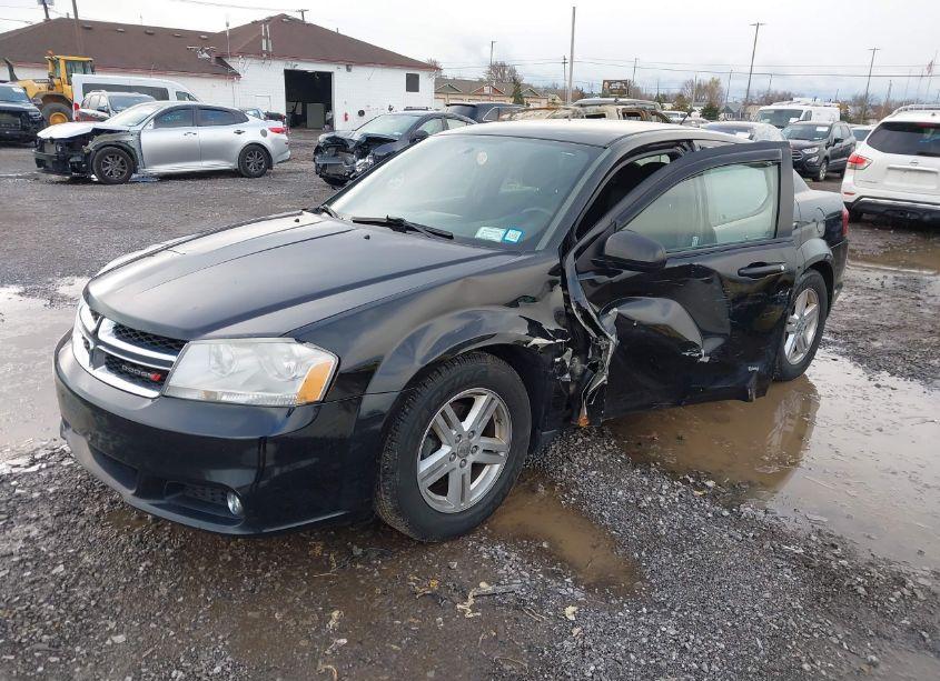 Photo 2 of 2014 Dodge Avenger SXT (VIN 1C3CDZCB5EN128073)