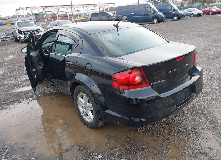 Photo 3 of 2014 Dodge Avenger SXT (VIN 1C3CDZCB5EN128073)