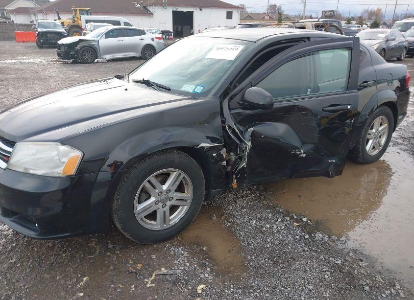 Photo 6 of 2014 Dodge Avenger SXT (VIN 1C3CDZCB5EN128073)