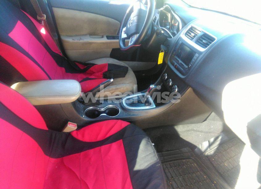 Photo 5 of 2014 Dodge Avenger SXT (VIN 1C3CDZCB5EN188211)