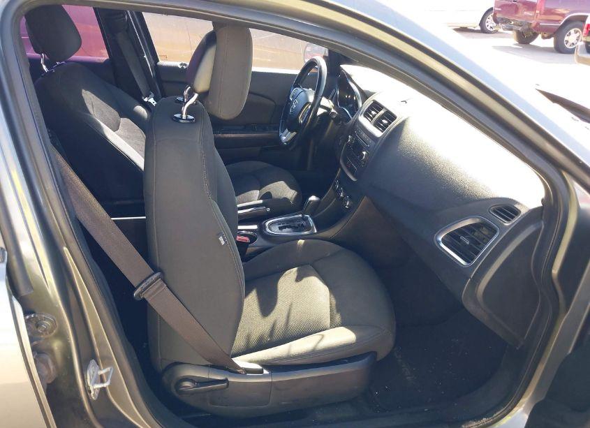 Photo 5 of 2012 Dodge Avenger SXT (VIN 1C3CDZCB6CN179658)