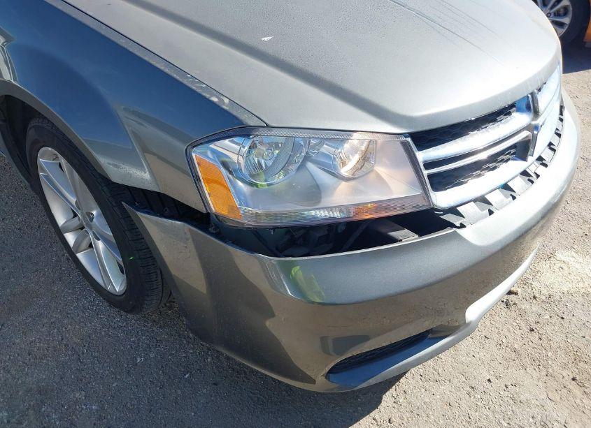 Photo 6 of 2012 Dodge Avenger SXT (VIN 1C3CDZCB6CN179658)