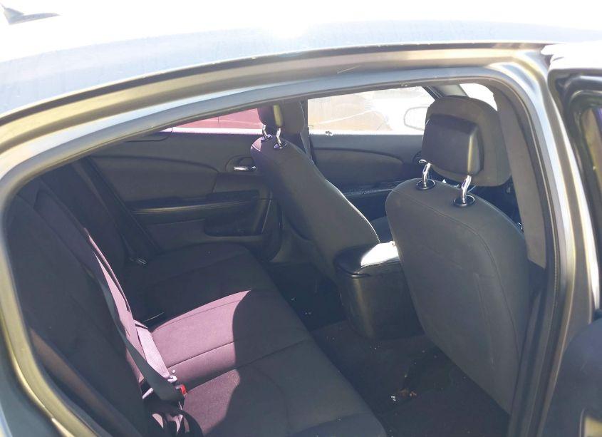 Photo 8 of 2012 Dodge Avenger SXT (VIN 1C3CDZCB6CN179658)