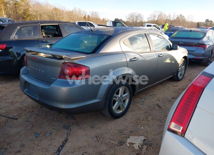 Photo 4 of 2013 Dodge Avenger SXT (VIN 1C3CDZCB6DN558418)