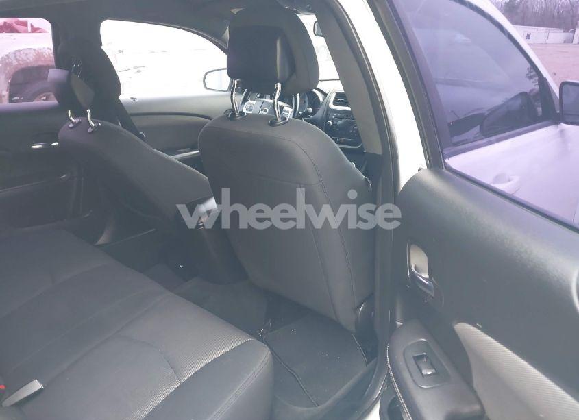 Photo 8 of 2013 Dodge Avenger SXT (VIN 1C3CDZCB6DN632405)