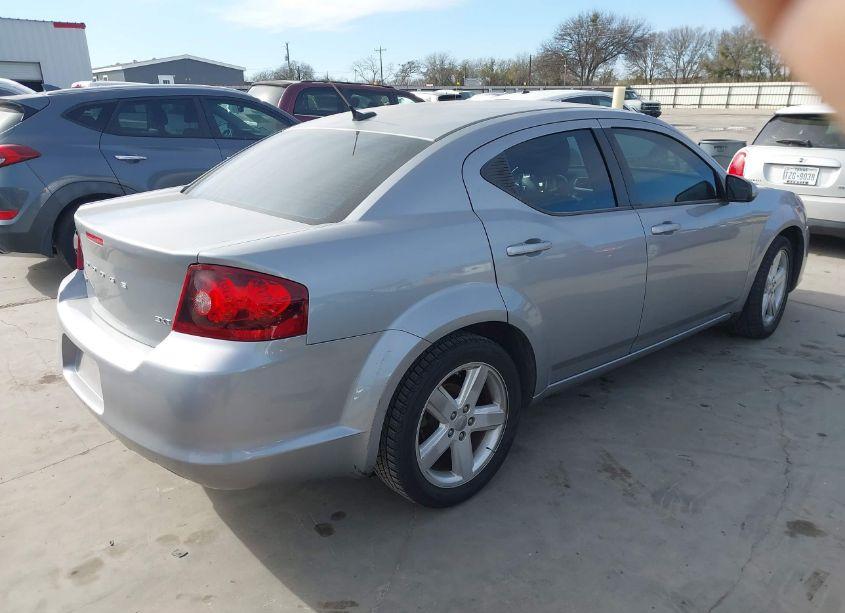 Photo 4 of 2013 Dodge Avenger SXT (VIN 1C3CDZCB6DN679868)