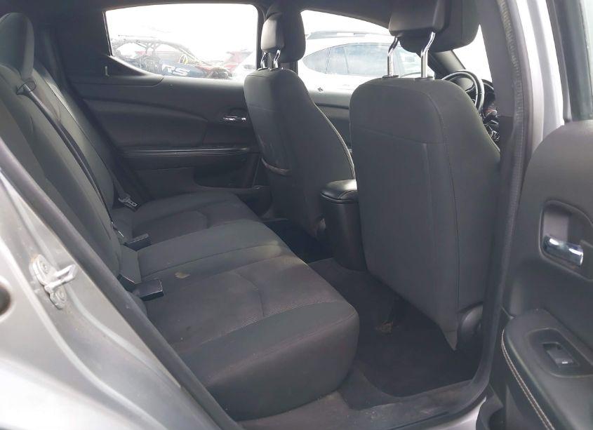 Photo 8 of 2014 Dodge Avenger SXT (VIN 1C3CDZCB6EN136652)