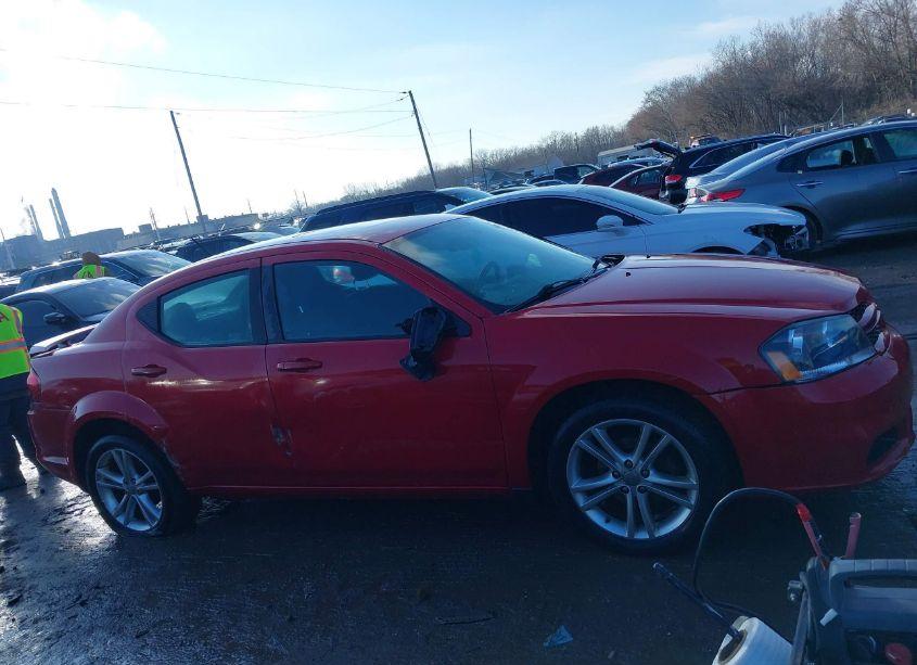 Photo 13 of 2014 Dodge Avenger SXT (VIN 1C3CDZCB6EN226819)