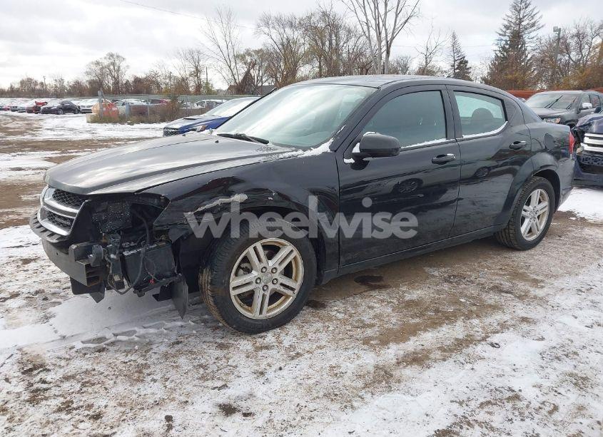 Photo 2 of 2012 Dodge Avenger SXT (VIN 1C3CDZCB7CN161900)