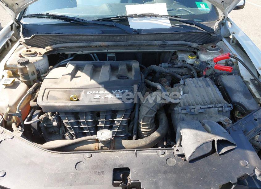 Photo 10 of 2012 Dodge Avenger SXT (VIN 1C3CDZCB7CN196369)