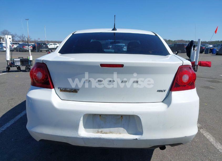 Photo 16 of 2012 Dodge Avenger SXT (VIN 1C3CDZCB7CN196369)