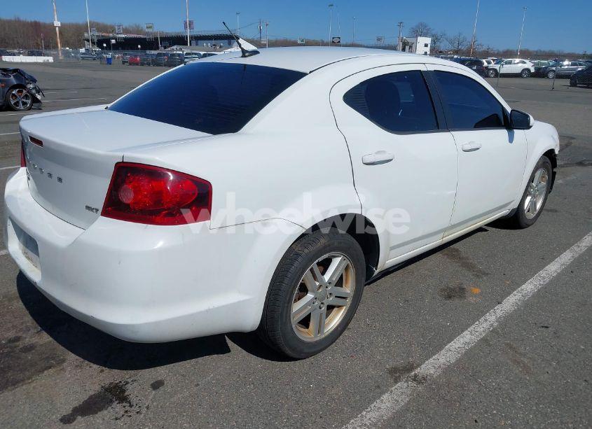 Photo 4 of 2012 Dodge Avenger SXT (VIN 1C3CDZCB7CN196369)