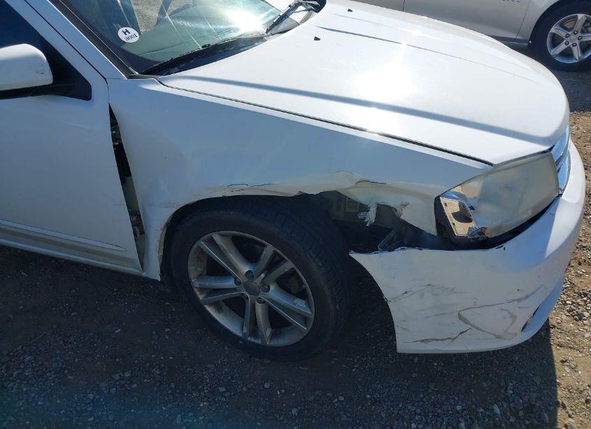 Photo 6 of 2013 Dodge Avenger SXT (VIN 1C3CDZCB7DN692578)