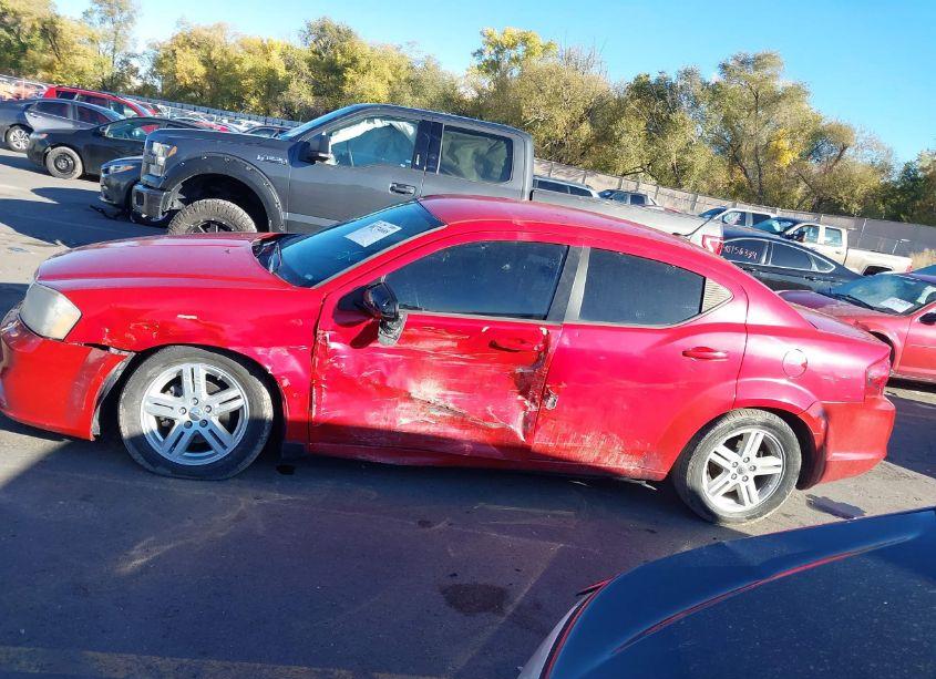 Photo 14 of 2014 Dodge Avenger SXT (VIN 1C3CDZCB7EN163620)