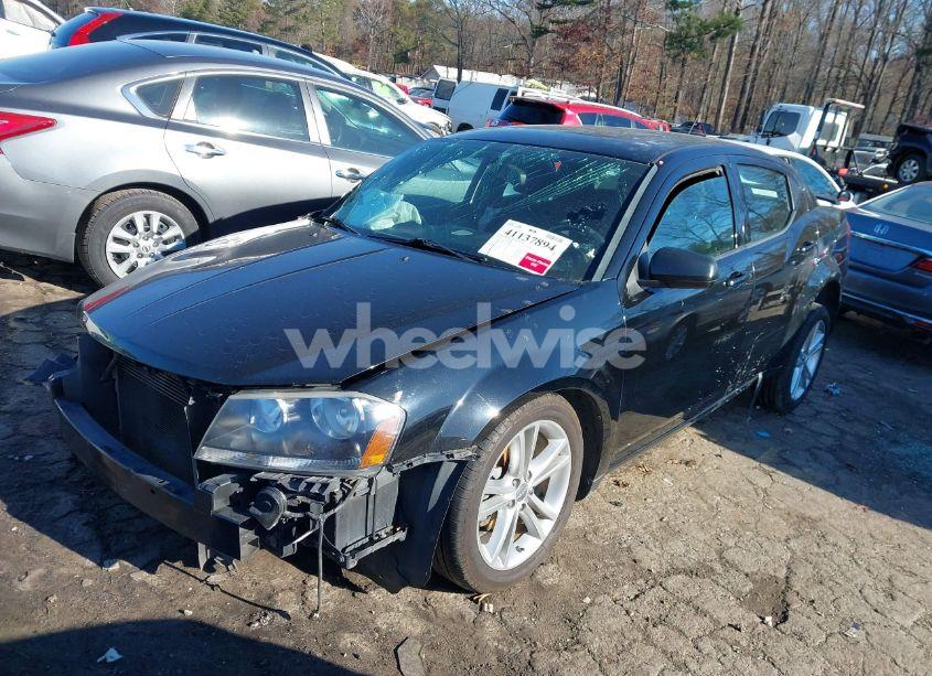 Photo 2 of 2014 Dodge Avenger SXT (VIN 1C3CDZCB7EN200634)