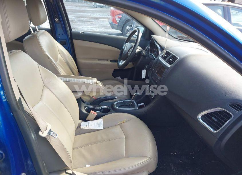 Photo 5 of 2014 Dodge Avenger SXT (VIN 1C3CDZCB7EN233651)