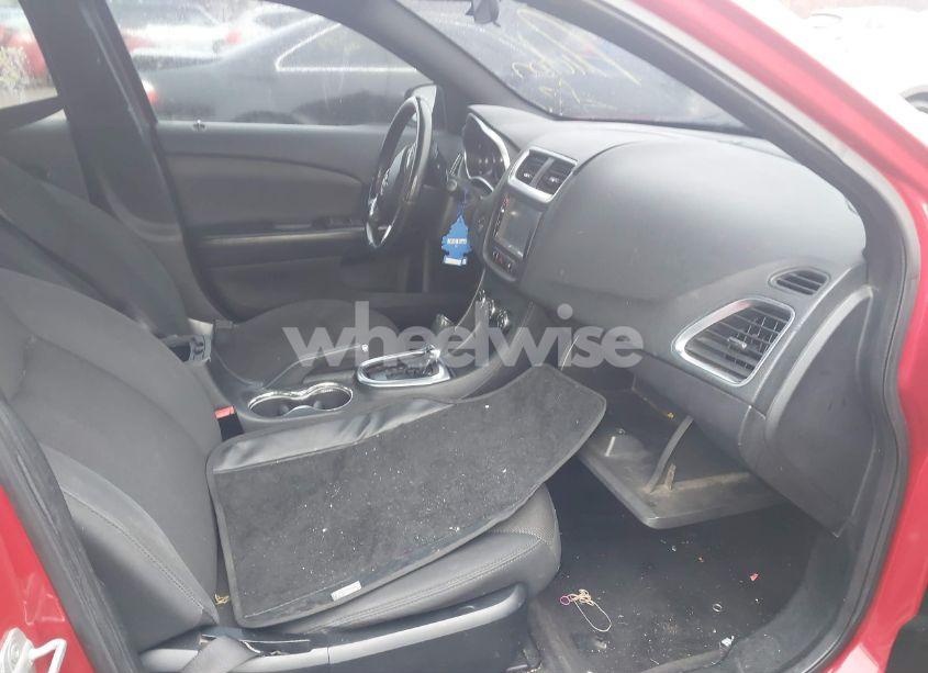 Photo 5 of 2012 Dodge Avenger SXT (VIN 1C3CDZCB8CN188331)