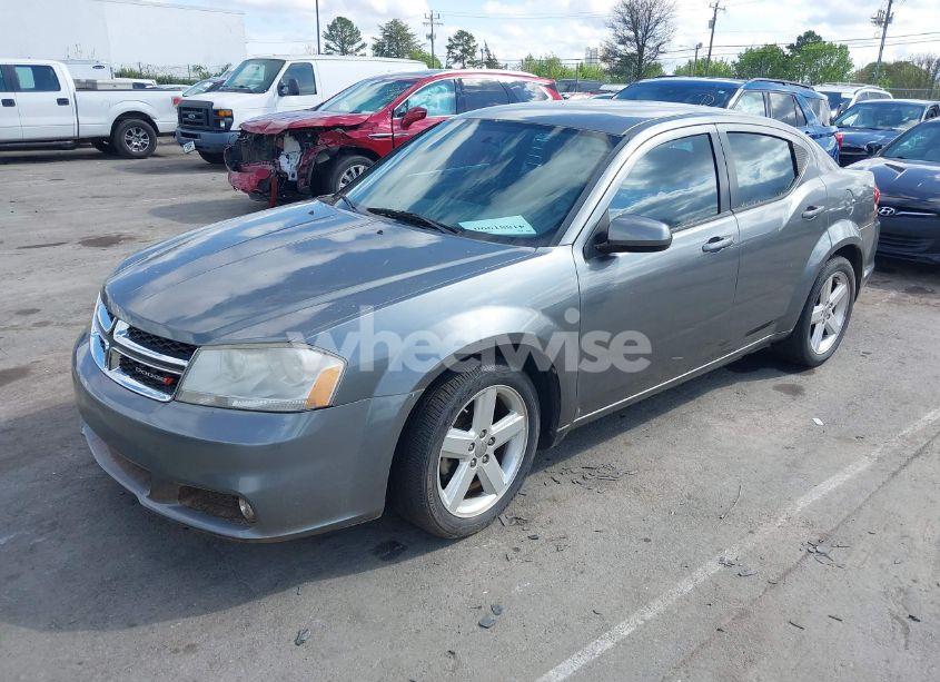 Photo 2 of 2013 Dodge Avenger SXT (VIN 1C3CDZCB8DN521189)