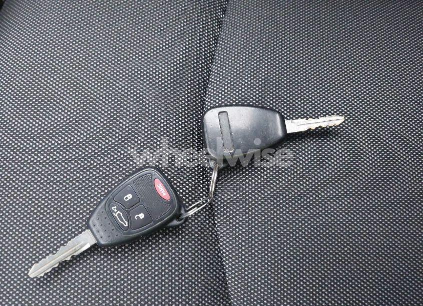 Photo 11 of 2013 Dodge Avenger SXT (VIN 1C3CDZCB8DN681105)