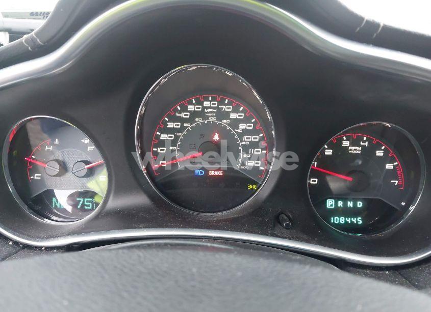 Photo 7 of 2013 Dodge Avenger SXT (VIN 1C3CDZCB8DN681105)