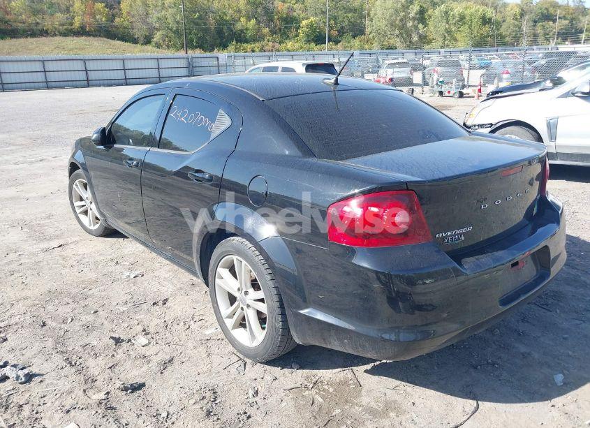 Photo 3 of 2013 Dodge Avenger SXT (VIN 1C3CDZCB8DN719108)