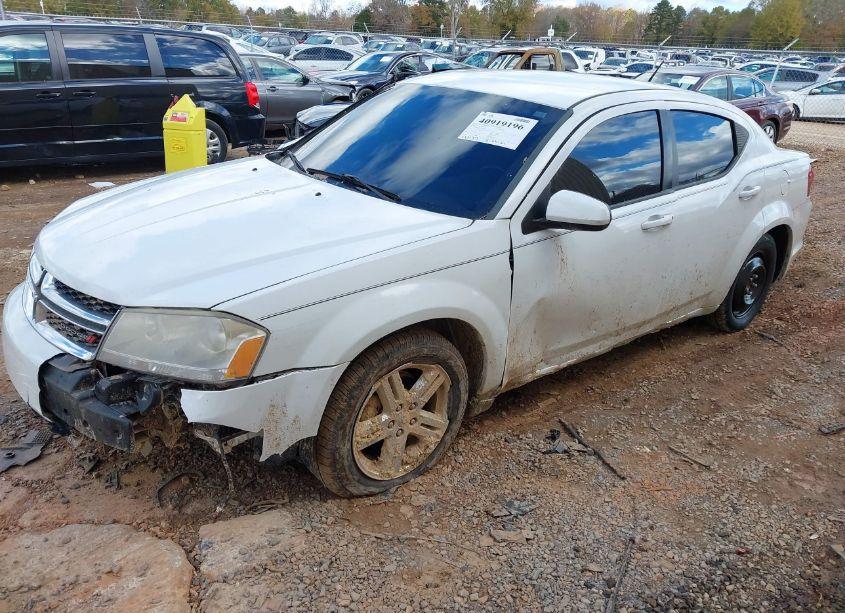Photo 2 of 2013 Dodge Avenger SXT (VIN 1C3CDZCB8DN730268)