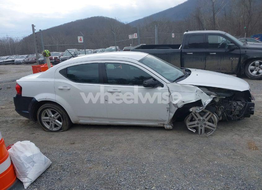 Photo 14 of 2012 Dodge Avenger SXT (VIN 1C3CDZCB9CN196213)