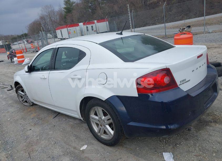 Photo 3 of 2012 Dodge Avenger SXT (VIN 1C3CDZCB9CN196213)