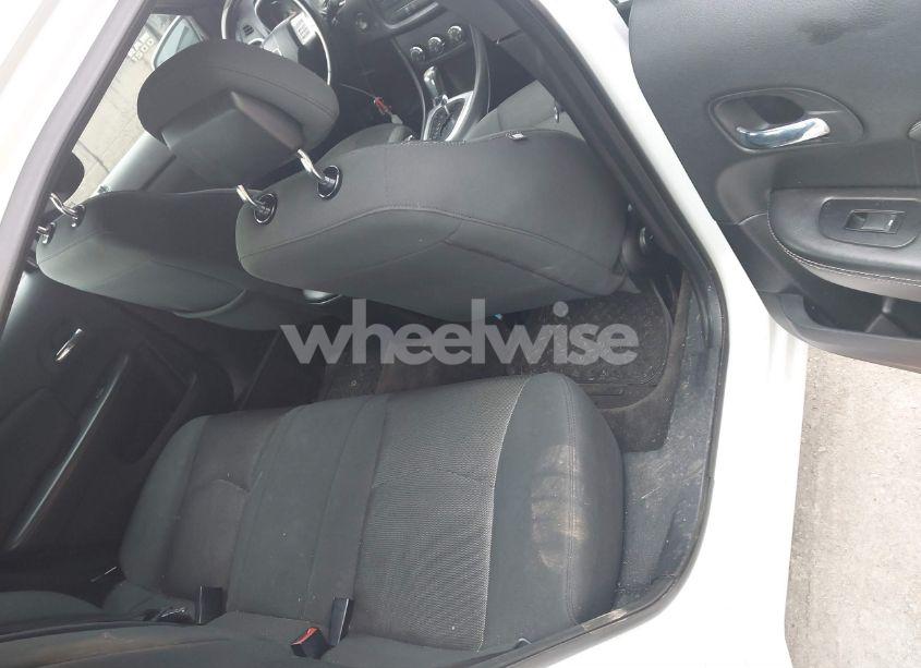 Photo 8 of 2012 Dodge Avenger SXT (VIN 1C3CDZCB9CN196213)