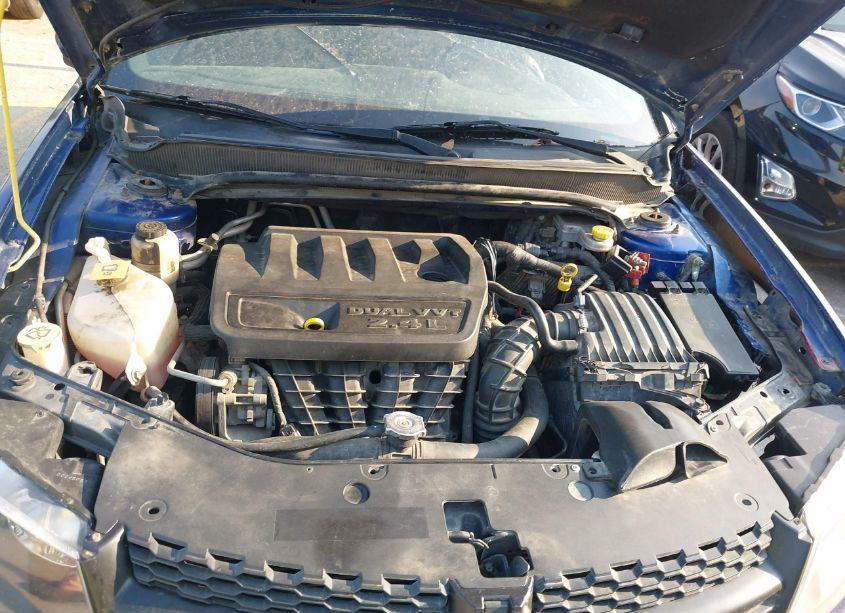 Photo 10 of 2014 Dodge Avenger SXT (VIN 1C3CDZCB9EN233716)