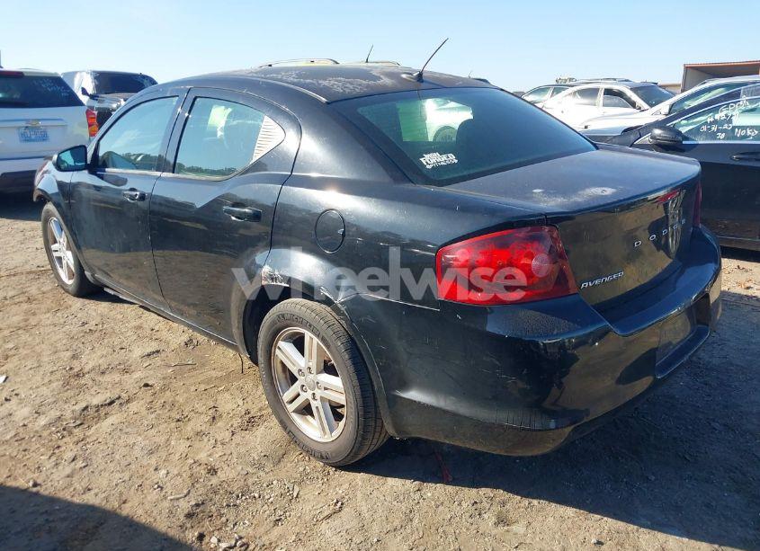 Photo 3 of 2012 Dodge Avenger SXT (VIN 1C3CDZCBXCN194700)