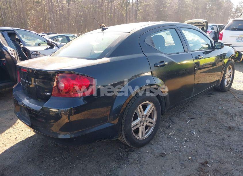 Photo 4 of 2012 Dodge Avenger SXT (VIN 1C3CDZCBXCN194700)